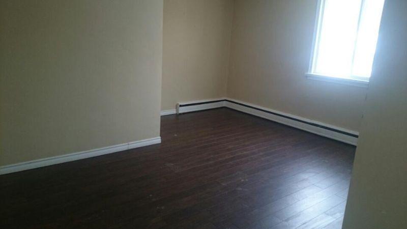 LEVACK-3 BEDROOM APT-NEWLY RENOVATED-AVAILABLE JUNE 1ST