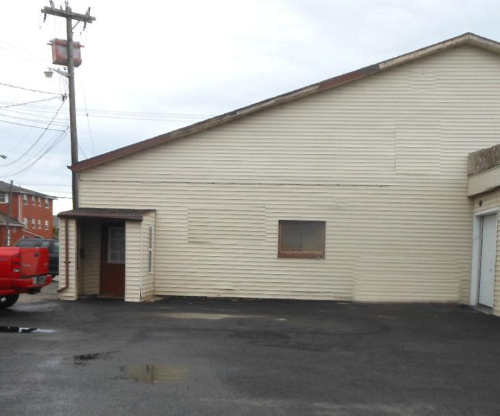 Commercial property for lease - Excellent Location!