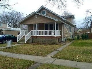 1.5 STOREY HOME IS IN THE HEART OF POINT EDWARD!