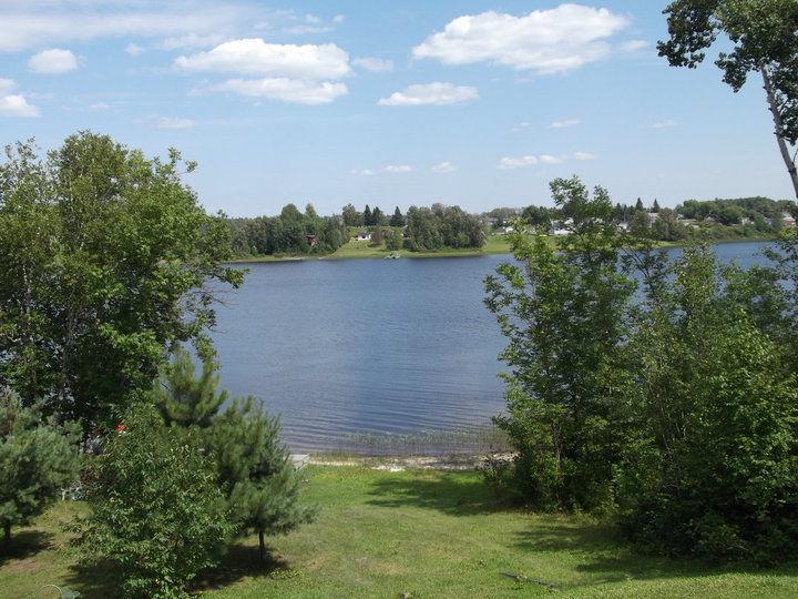 Waterfront Home for Sale Elk Lake