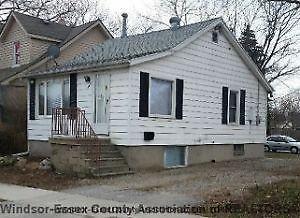 UPDATED RANCH 1707 SOUTH CAMERON $79,900 IMMED POSSESSION