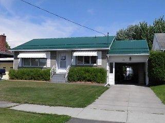 Algoma U area, home for rent, 5 beds,2 baths, utilities included