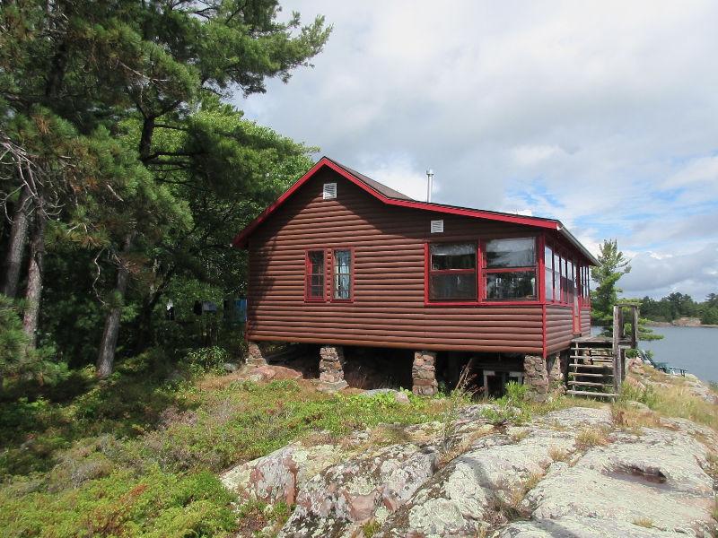 Cottage on North Shore of Georgian Bay near Killarney Prov. Park