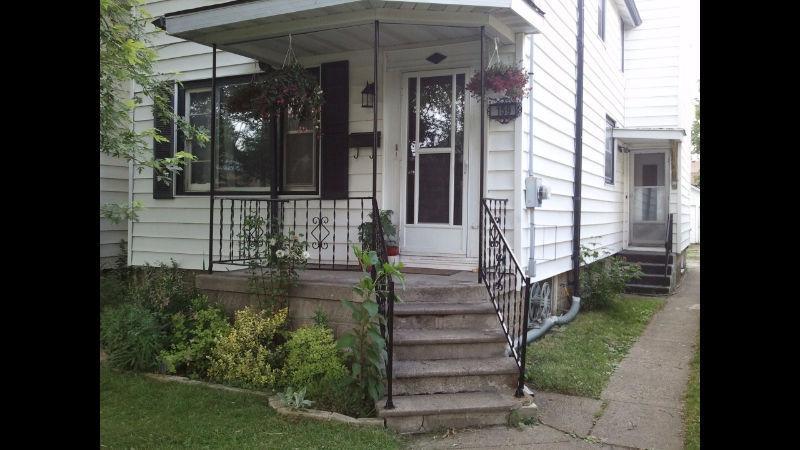 2 rooms for rent in house, quiet location close to downtown