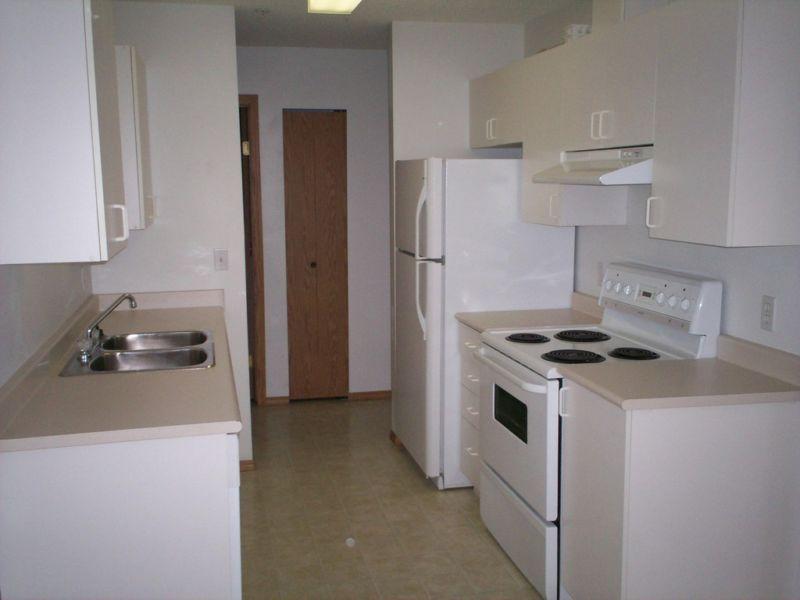 2 BDRM ,IN-SUITE LAUNDRY