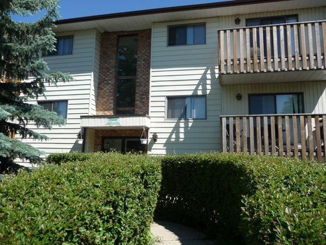 1 Bed, 1 Bath 5811, 58 Ave, Unit 303 Available May 1st $745
