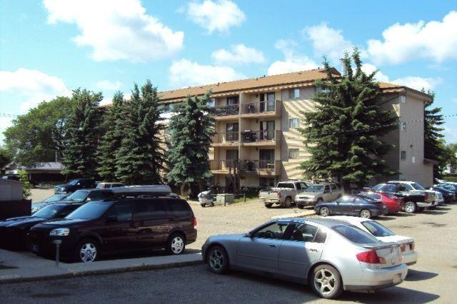 2 Bedroom Fully Furnished Apartment- Rocky Mountain House