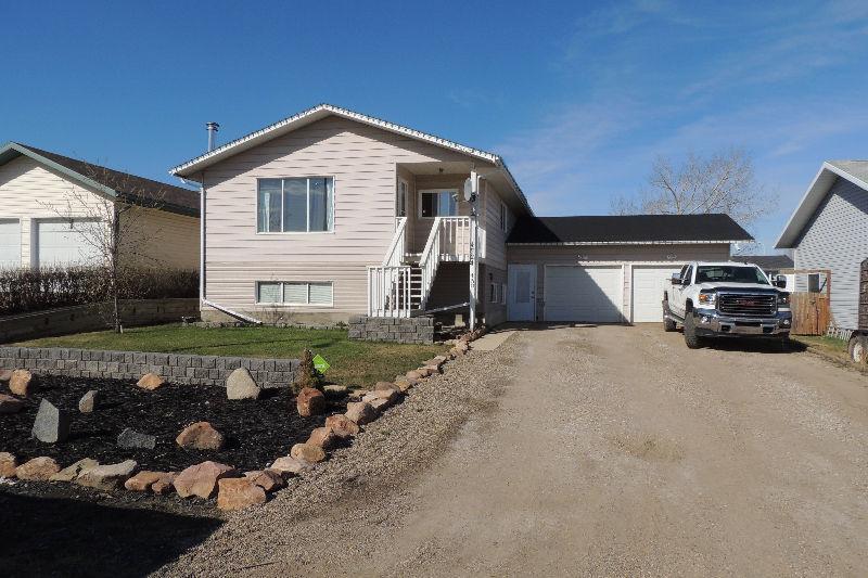 Great Home in Rycroft For Sale