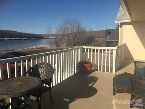 Homes for Sale in North End, Peace River,  $549,900