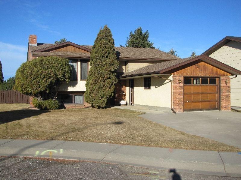 Home For Sale In Taber