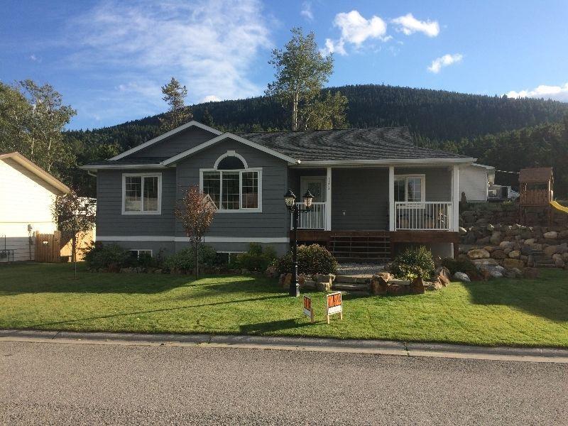 House for sale in Crowsnest Pass