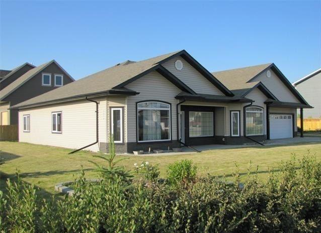 Spacious Home for Sale or Rent in quiet Village of Barnwell, AB