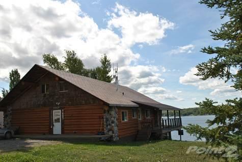 Buy yourself a Gem on the Lake! 5147 Lakeshore Road,