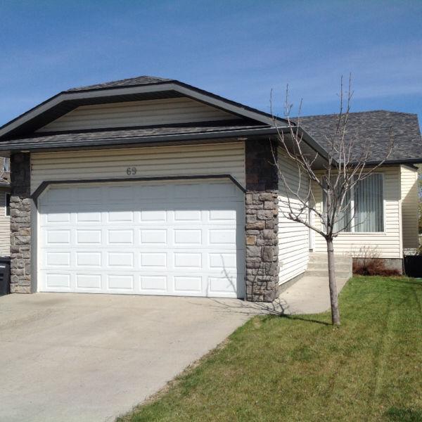 Main Floor-Okotoks-includes utilities and Double Garage-REDUCED