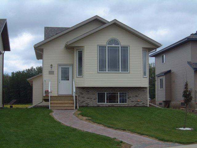 House w/Garage For Rent- Pinnacle Ridge