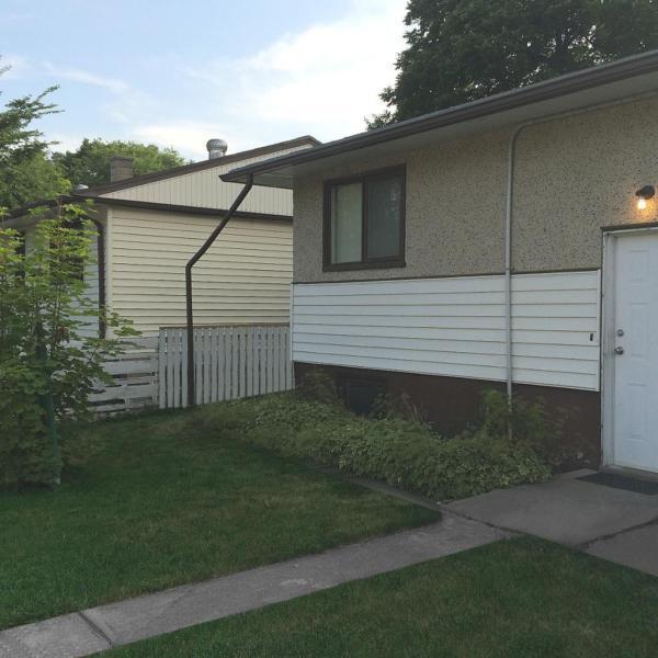 FOR RENT: Basement Suite (317 23 Street South)