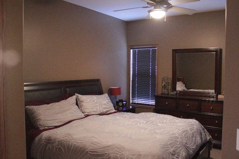 Beautiful 4 Bedroom Bungalow For Rent in Sylvan Lake