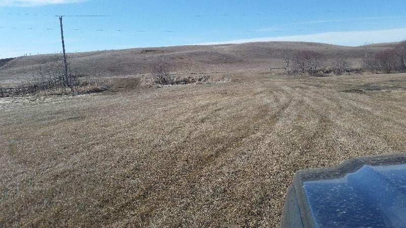 Vermilion Acreage within 2 minutes of town