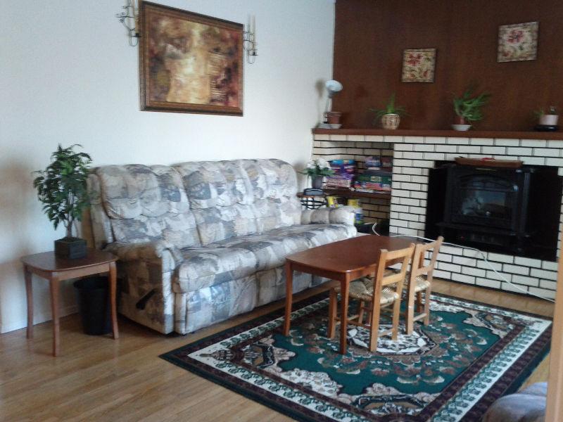 Large room. Includes Utilities. Close to UofA, LRT, Sougate