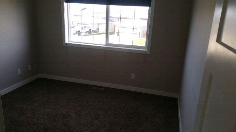 Spacious room for rent in Royal Oaks