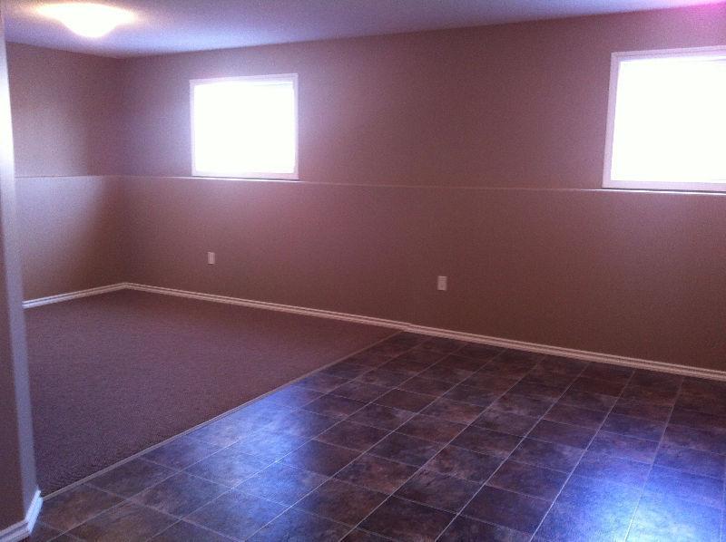 Rooms for Rent in Large, Bright Basement Suite in Elk Point