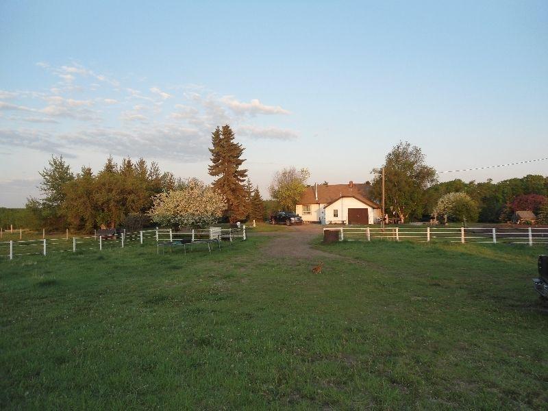 ACREAGE HOME