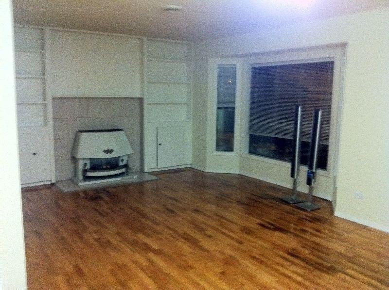 1 bedroom apt in Triplex