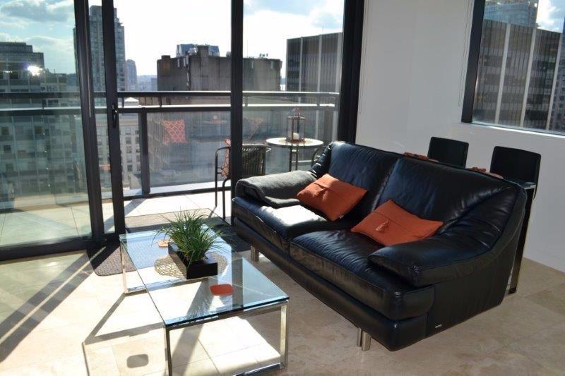 1805 838 W HASTINGS STREET