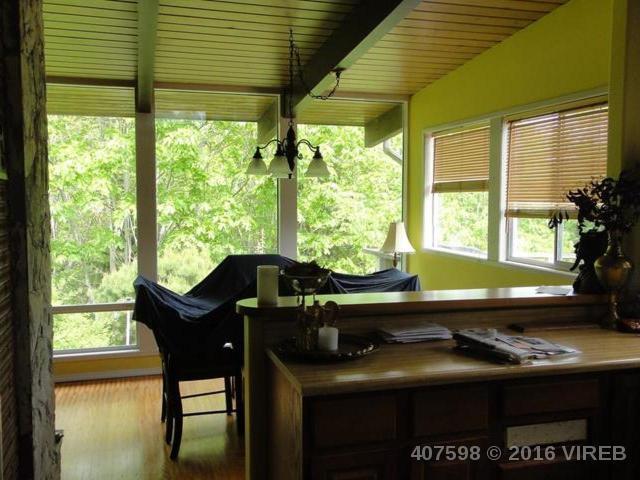 4 Bedroom Beach Estates Home - 830 Beach Drive