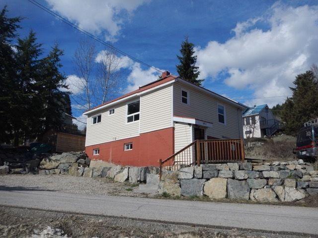 PRICE REDUCED - Upper Rossland House for Sale