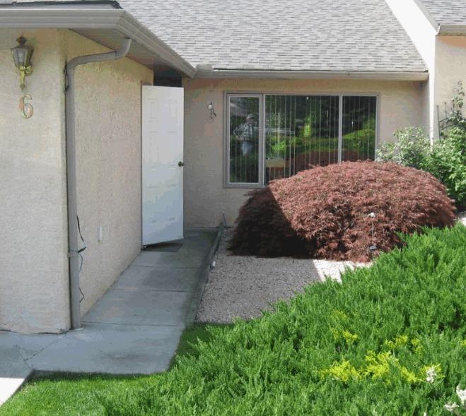 Townhouse in Inglewood (Adult 55 plus)