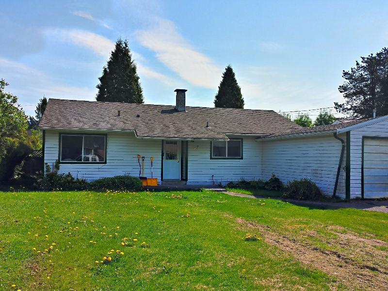 3bed - 1bath with garage - good location (unfurnished)
