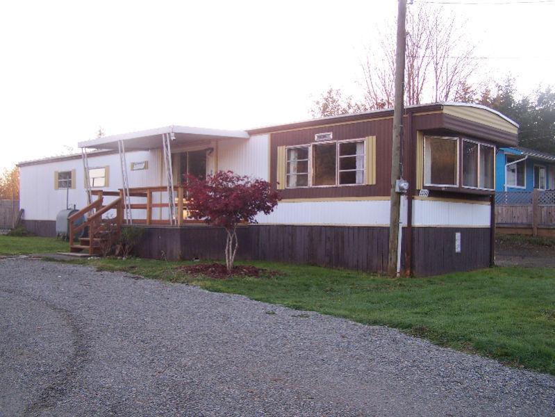 3 Bedroom Mobile Home on Private Property