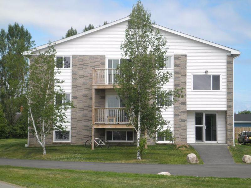 1, 2 & 3 Bedroom in Wolfville Available Now, June and July 1st