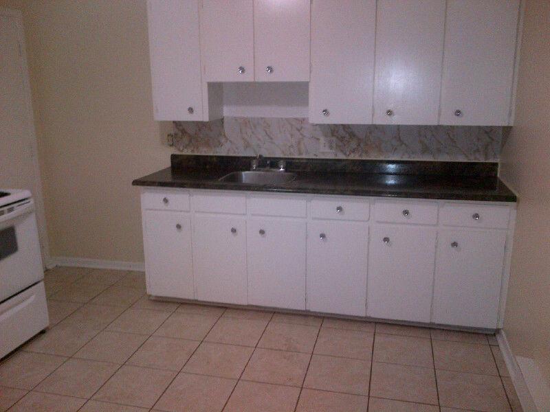 Renovated 2 Bedroom ****$690 including heat & lights****