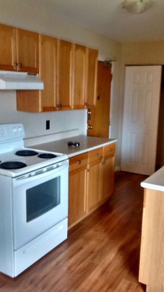 East- 2 Bedroom Available May 1st, Nason Rd