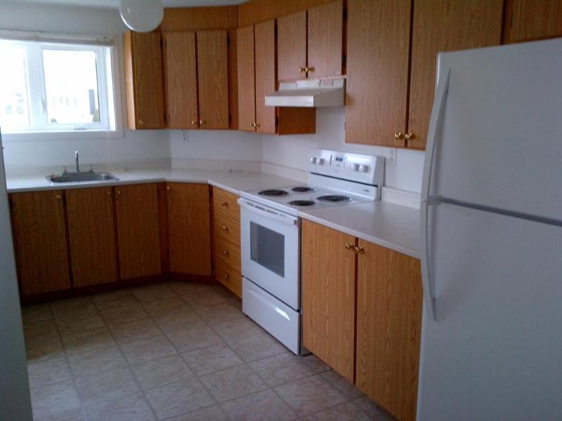 2 Bedroom Apartment, walk in entrance off driveway