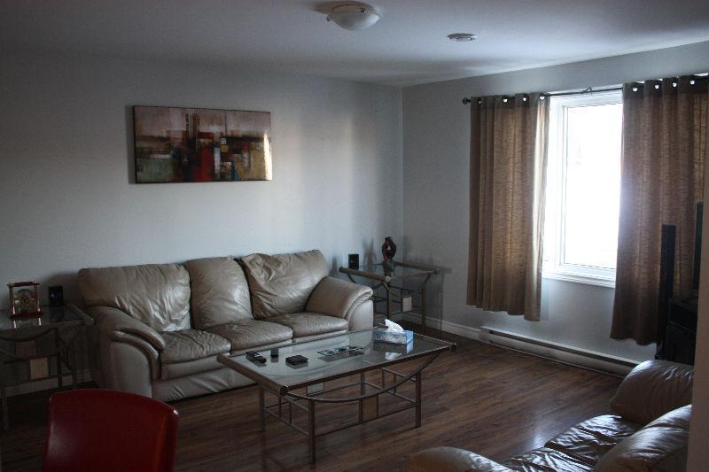3 Bedroom East End ( 2min walk to long term care facility)