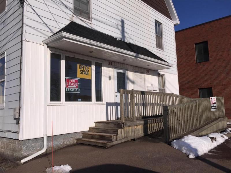 34 KING ST - RETAIL/OFFICE SPACE - DOWNTOWN  - GREAT