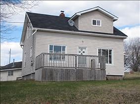 3 Bedroom Home, Memramcook, Move Right In!