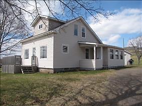 3 Bedroom Home, Memramcook, Move Right In!