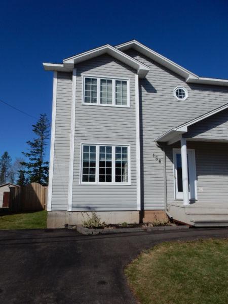 REDUCED TO $149,900 !!! - BEAUTIFUL SEMI  NORTH