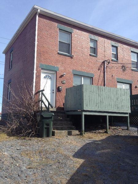 2 BEDROOM TOWNHOUSE END UNIT need some TLC
