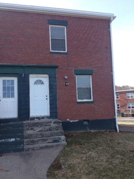 2 BEDROOM TOWNHOUSE END UNIT need some TLC