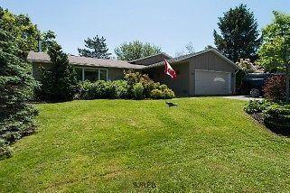 50 Higginson Ave., Rothesay - Owner Says Sell, Inground Pool!