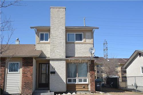 Gorgeous 2 storey side by side for sale! 11 Amelia Crescent