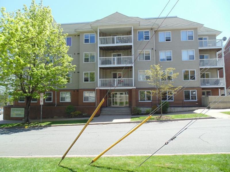 1 Bdrm Across from Barrington St Superstore, Walk Everywhere!