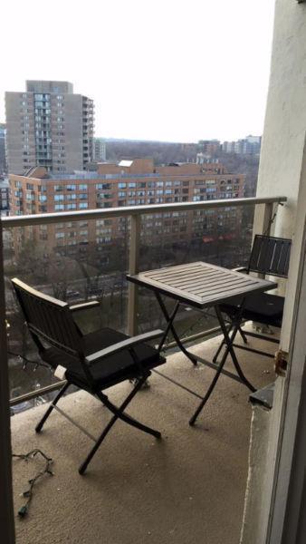 ONE ROOMMATE WANTED - 3 BR @ PARK VICTORIA APTS