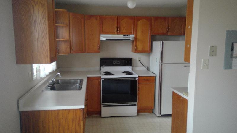 2 Storey, Private Sundeck, downtown