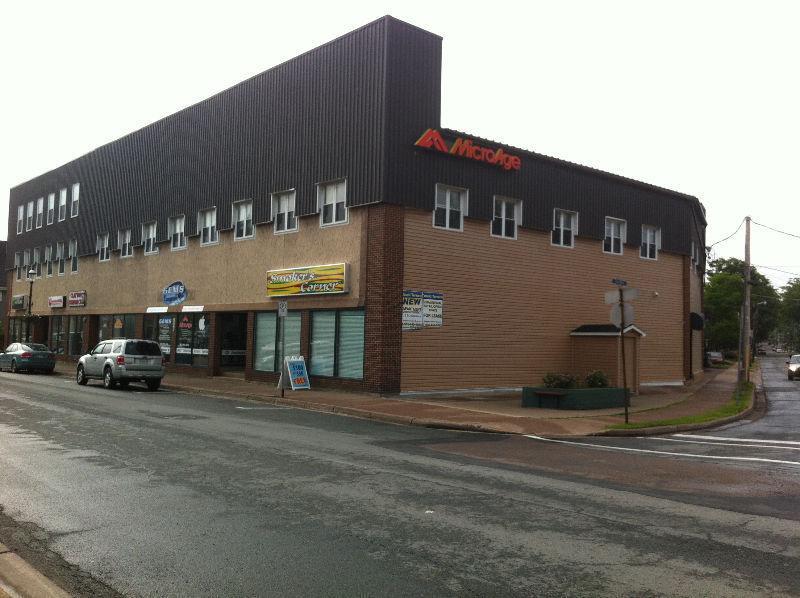 572 PRINCE STREET - PRIME RETAIL/OFFICE/WAREHOUSE SPACE